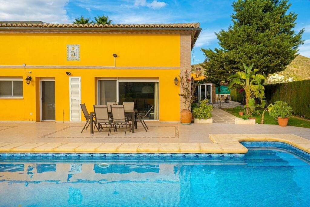Villa Trossos Alcalali Ngoại thất bức ảnh
