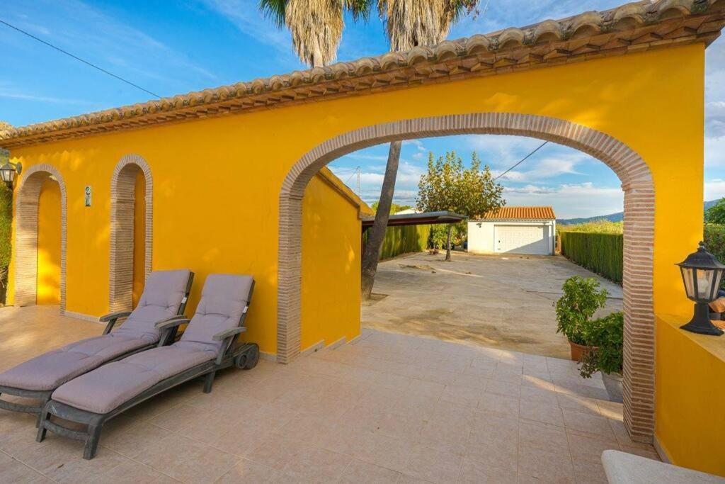 Villa Trossos Alcalali Ngoại thất bức ảnh
