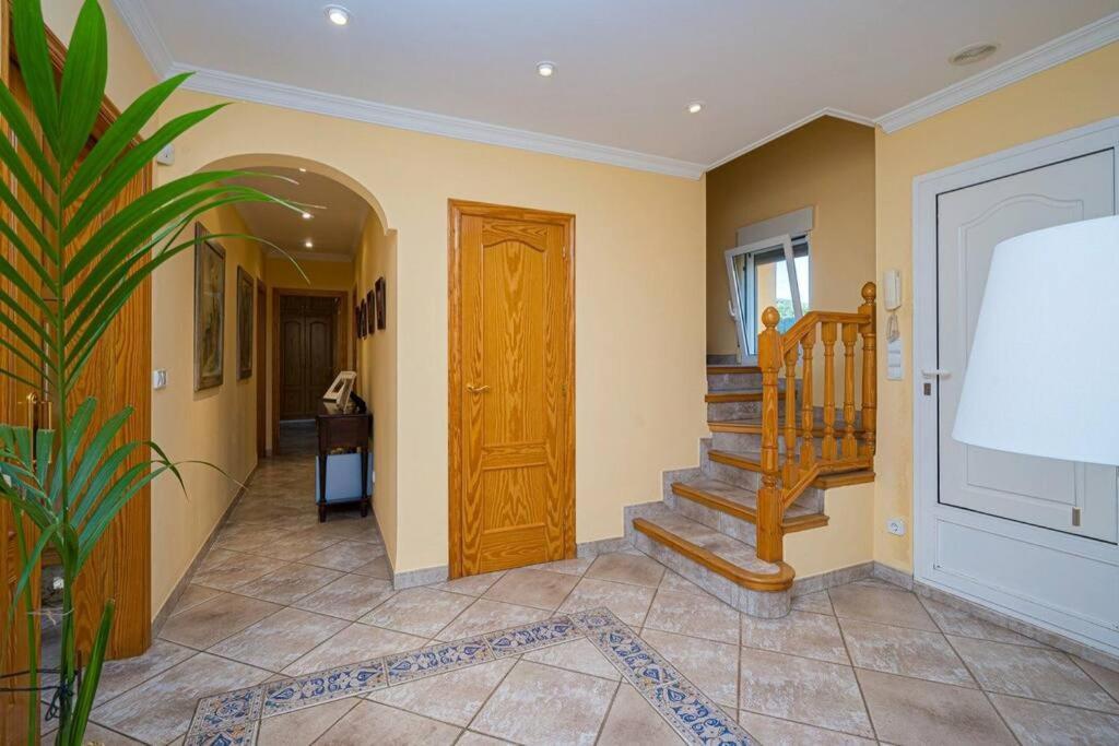 Villa Trossos Alcalali Ngoại thất bức ảnh